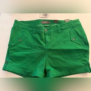 NEW Torrid Twill Military Short Shorts - Kelly green